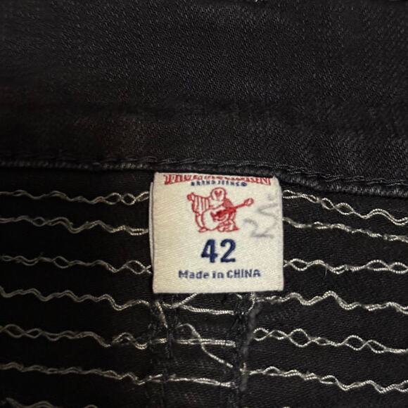 True Religion Mens Straight Black Jeans Size 42x32 Y2K - Picture 6 of 7